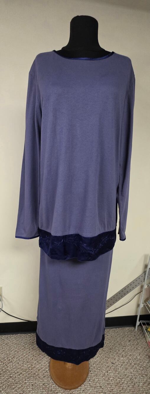 Vintage Pictures by Johnny Was S Purple 2 Piece Set Velvet Embroidery 0081